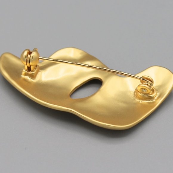 Yellow gold tone half face abstract art pin brooch - Picture 5 of 5